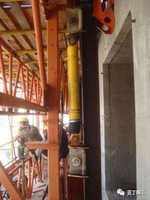 附著式升降腳手架系統(tǒng)詳解 結(jié)構(gòu)、原理與安全要點